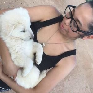 Meet your Posher, Dalia